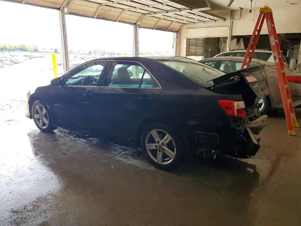 2012 TOYOTA CAMRY SE  