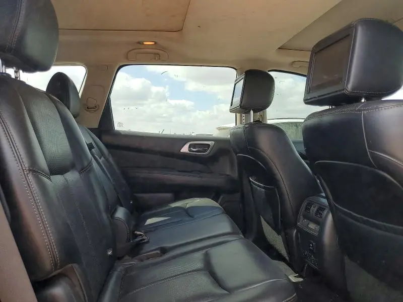 2017 NISSAN PATHFINDER S  
