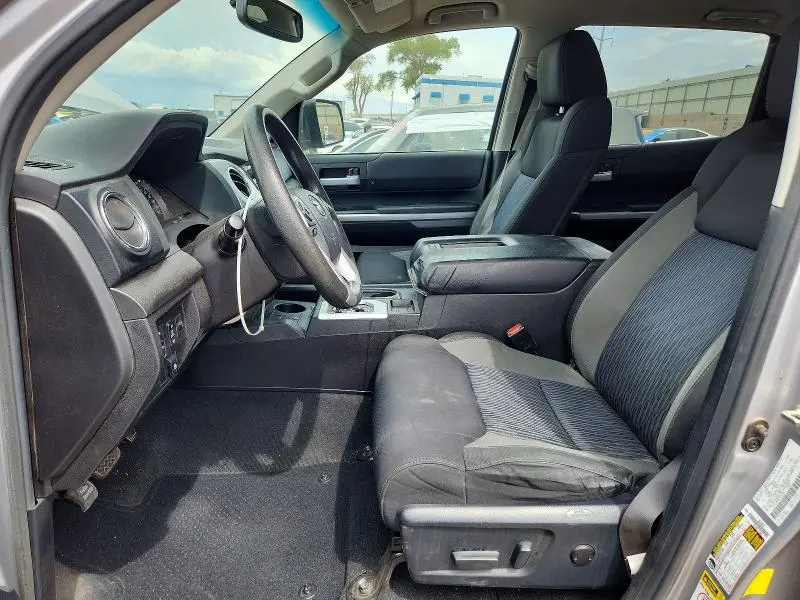 2015 TOYOTA TUNDRA CREWMAX SR5  