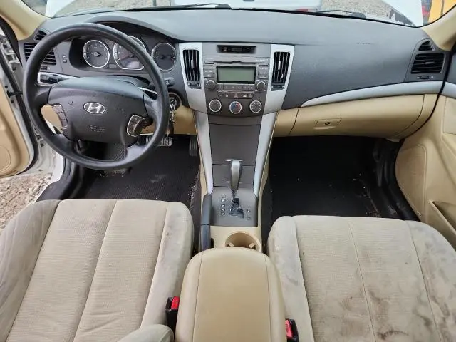 2010 HYUNDAI SONATA GLS  