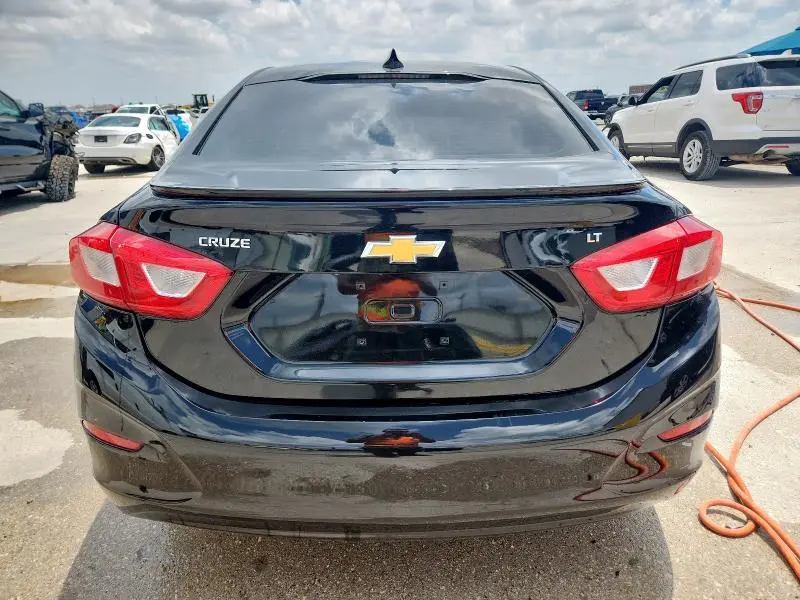 2016 CHEVROLET CRUZE LT  