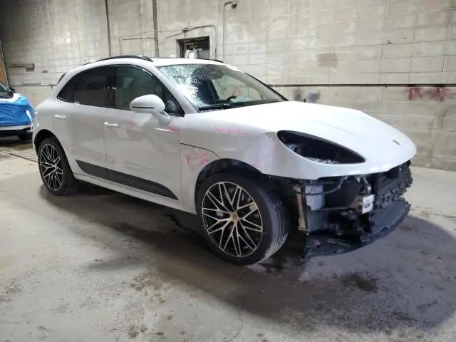 2023 PORSCHE MACAN S  