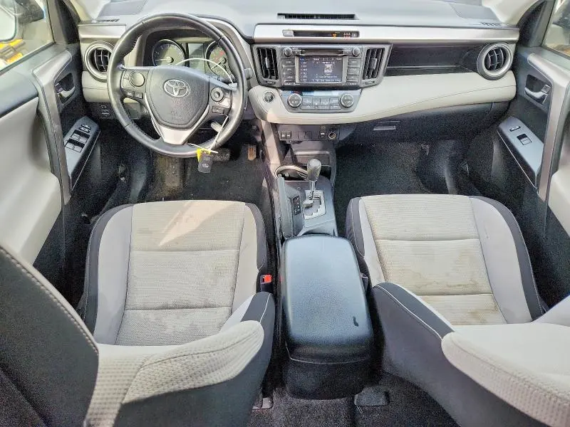 2016 TOYOTA RAV4 XLE  