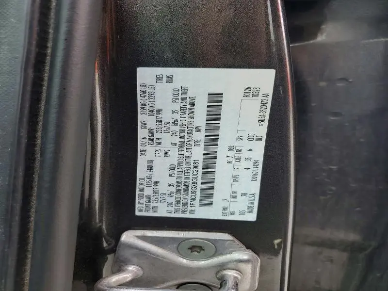 2016 FORD ESCAPE SE  