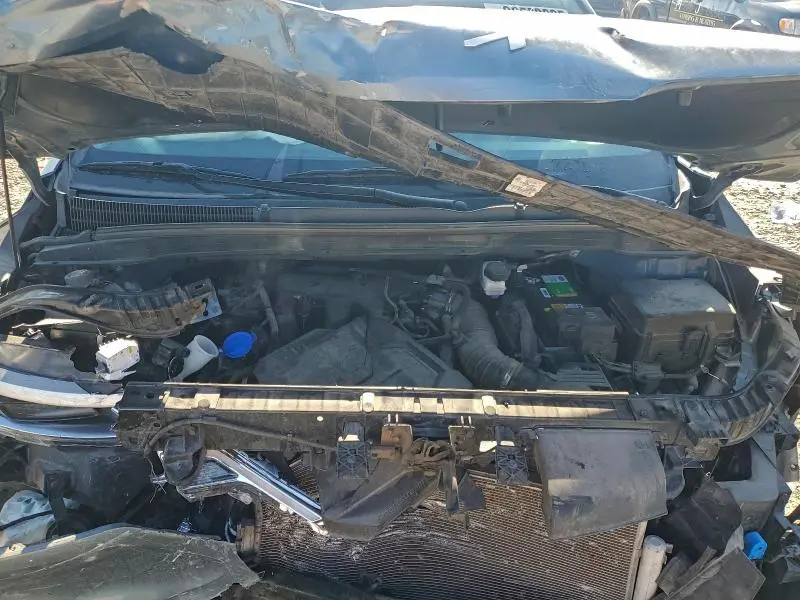 2022 KIA CARNIVAL EX  