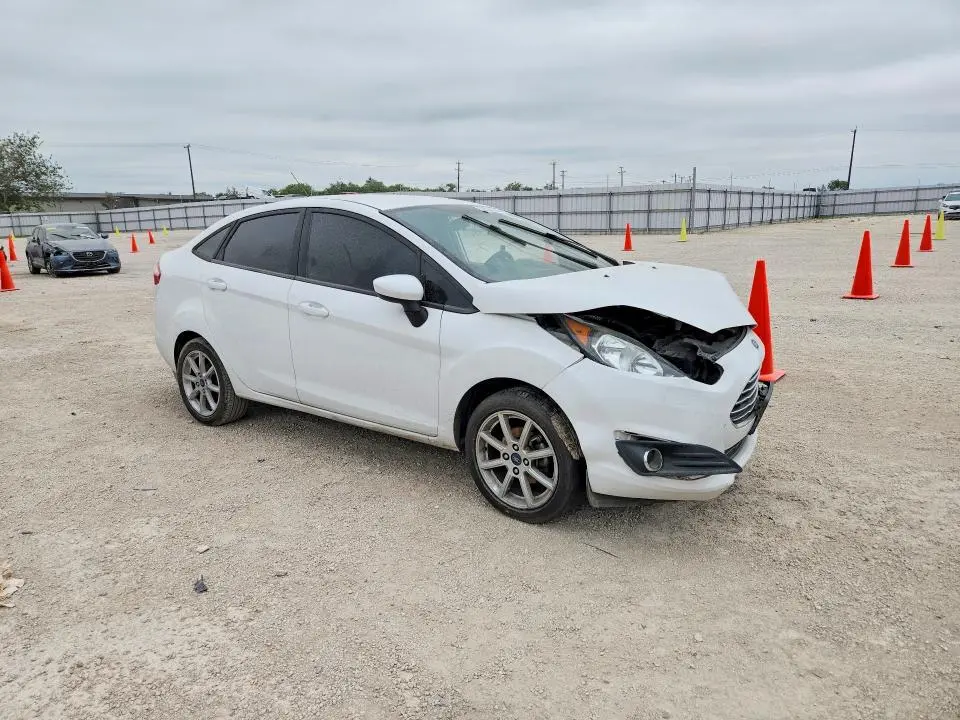 2019 FORD FIESTA SE  
