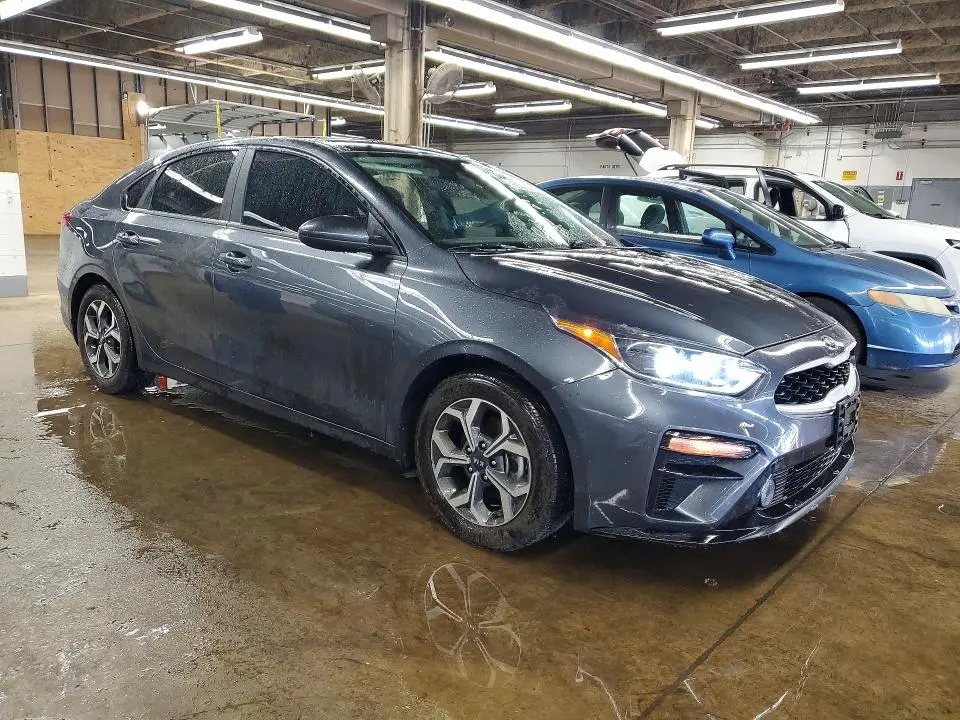 2020 KIA FORTE LXS  