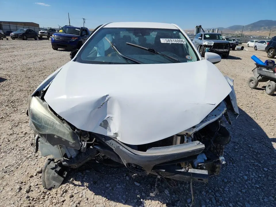 2017 TOYOTA COROLLA LE  
