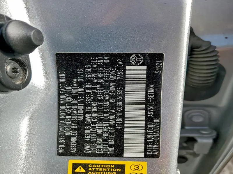 2016 TOYOTA CAMRY LE  