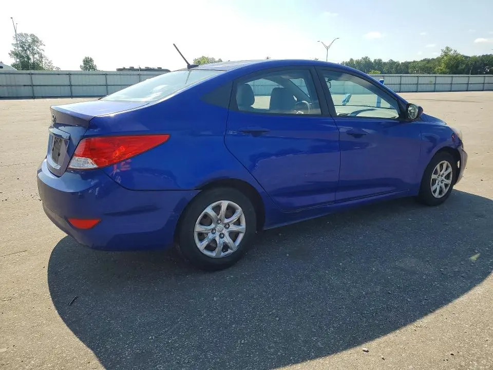 2013 HYUNDAI ACCENT GLS  