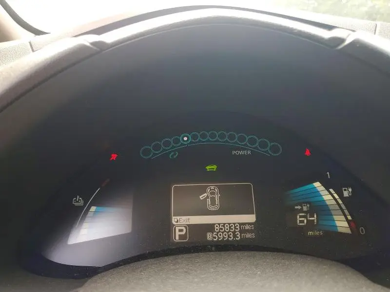 2016 NISSAN LEAF SV  