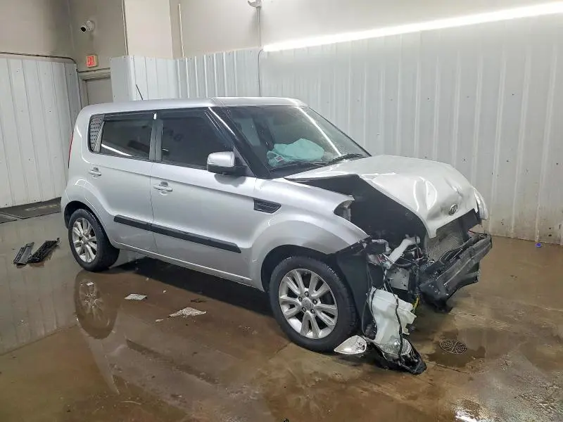 2012 KIA SOUL +  