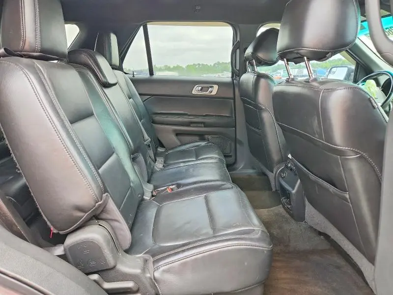 2011 FORD EXPLORER XLT  