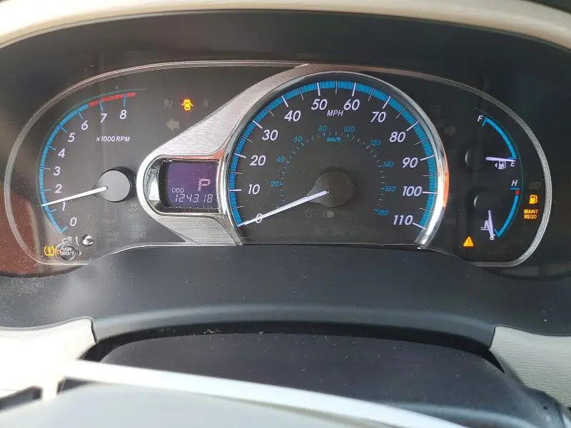2014 TOYOTA SIENNA LIMITED 7-PASSENGER  