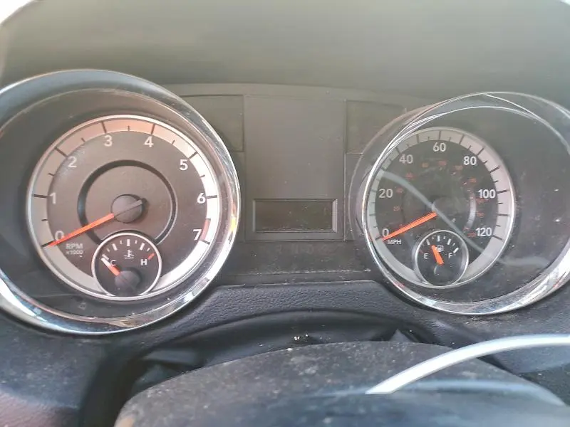 2016 DODGE GRAND CARAVAN SE  