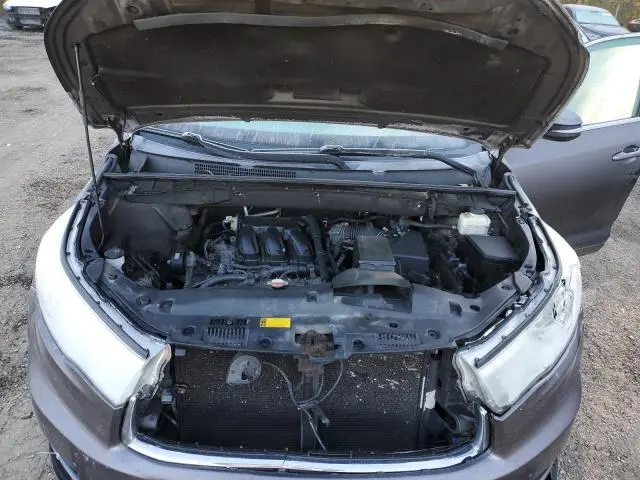 2016 TOYOTA HIGHLANDER XLE  