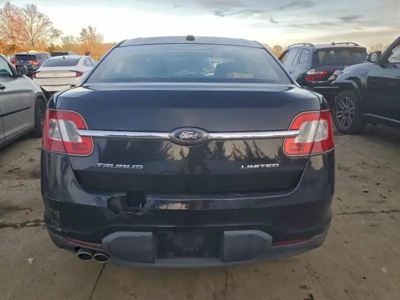 2012 FORD TAURUS LIMITED  