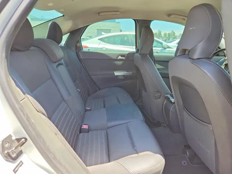 2010 VOLVO S40 2.4I  