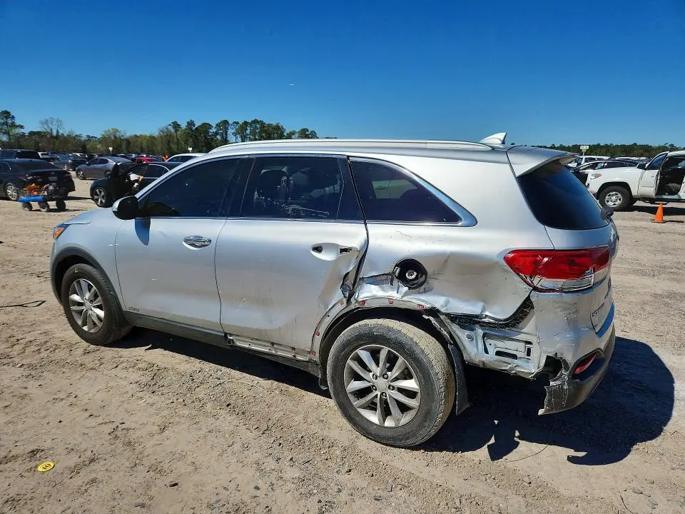 2016 KIA SORENTO LX  