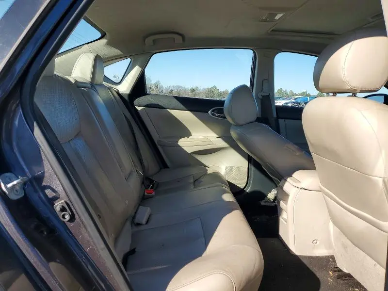 2015 NISSAN SENTRA SL  