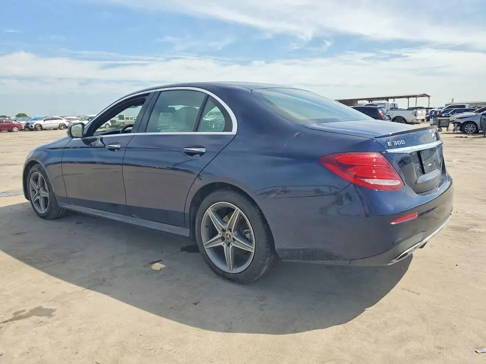 2018 MERCEDES-BENZ E 300  
