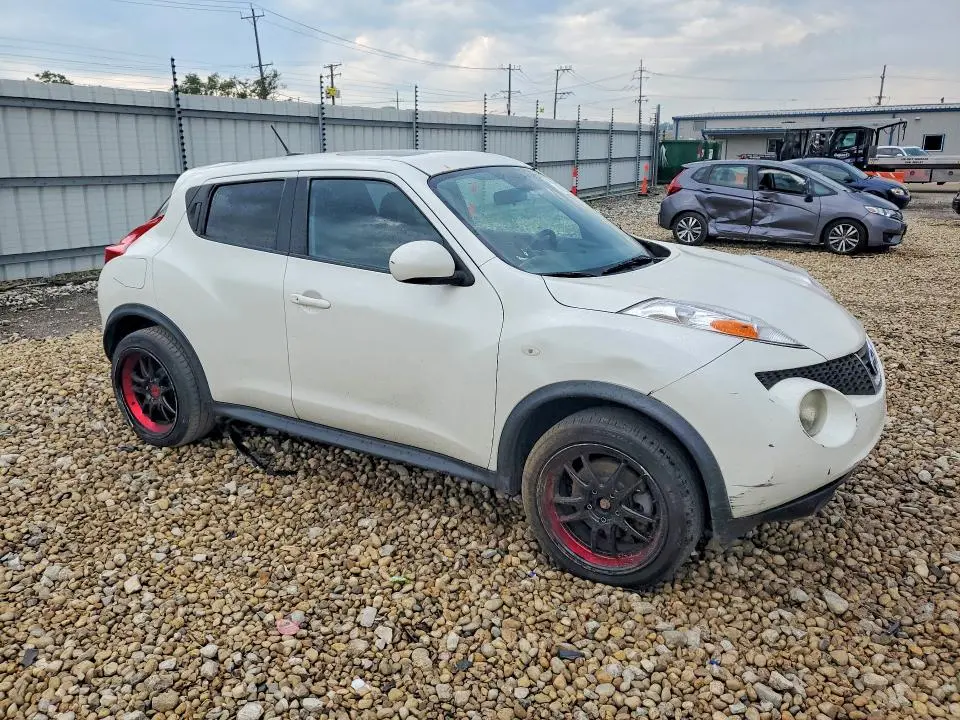 2013 NISSAN JUKE S  
