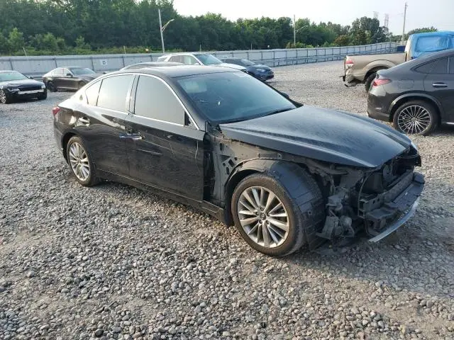 2018 INFINITI Q50 LUXE  