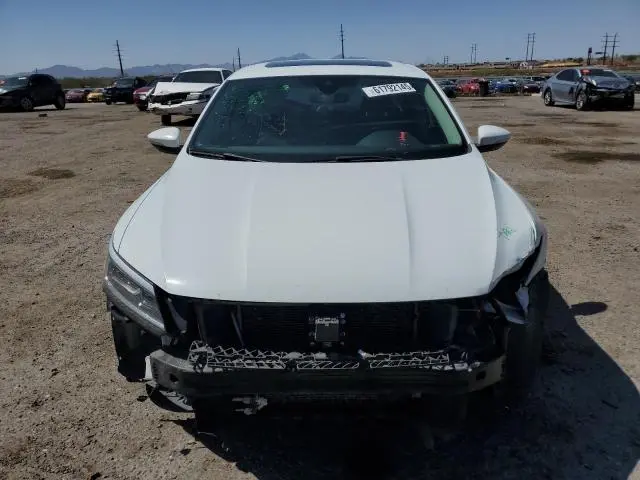 2017 VOLKSWAGEN PASSAT SEL PREMIUM  