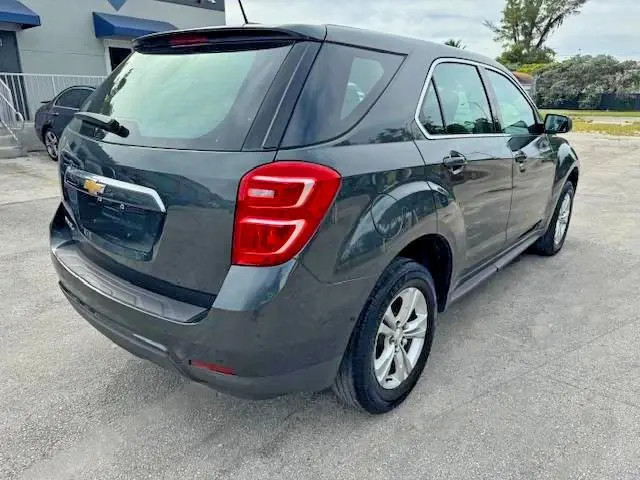 2017 CHEVROLET EQUINOX LS  