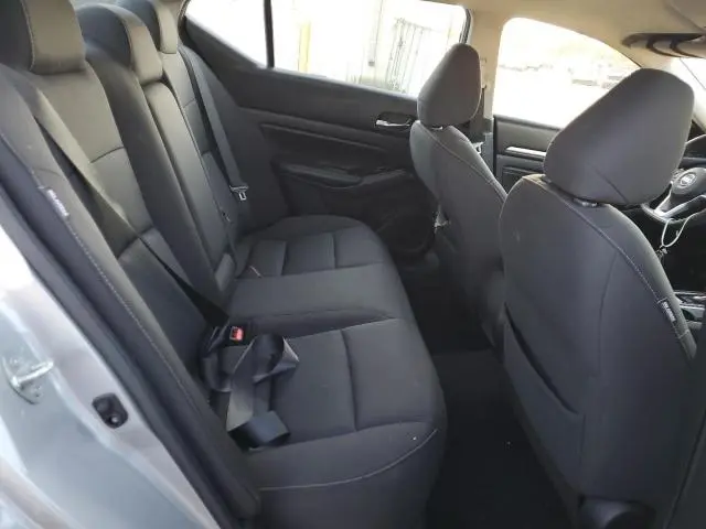 2021 NISSAN ALTIMA SV  
