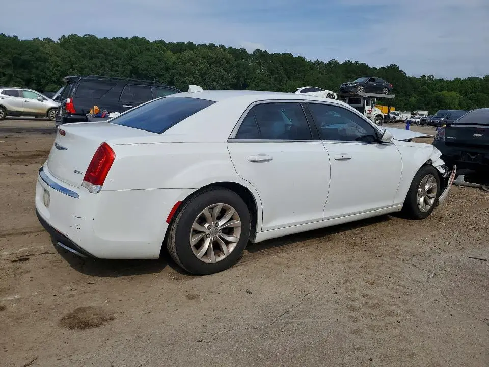2015 CHRYSLER 300 LIMITED  