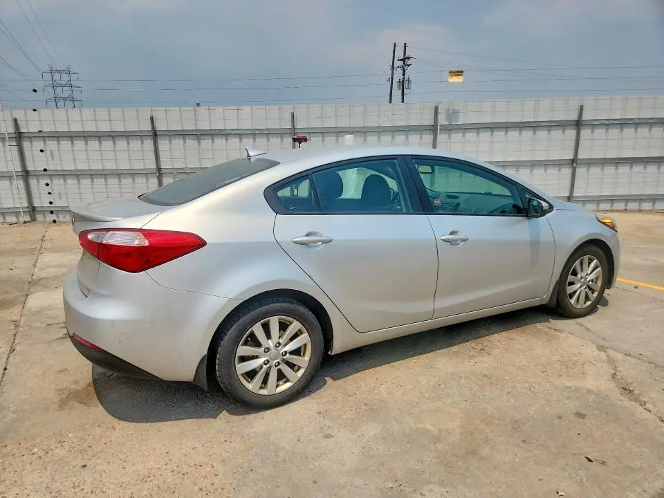 2015 KIA FORTE LX  