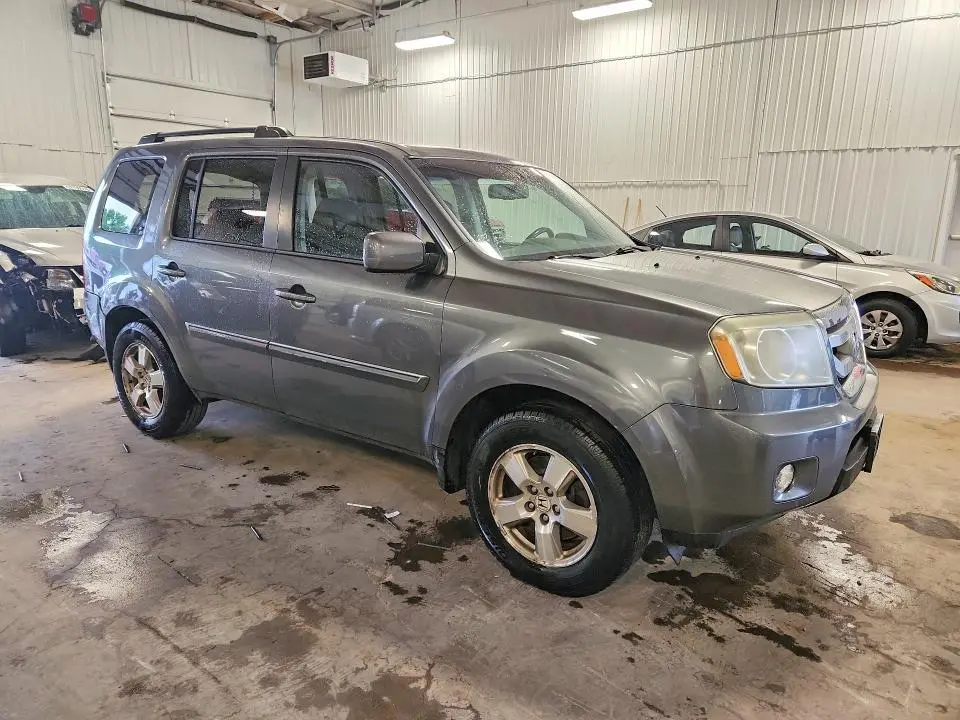 2011 HONDA PILOT EXL  
