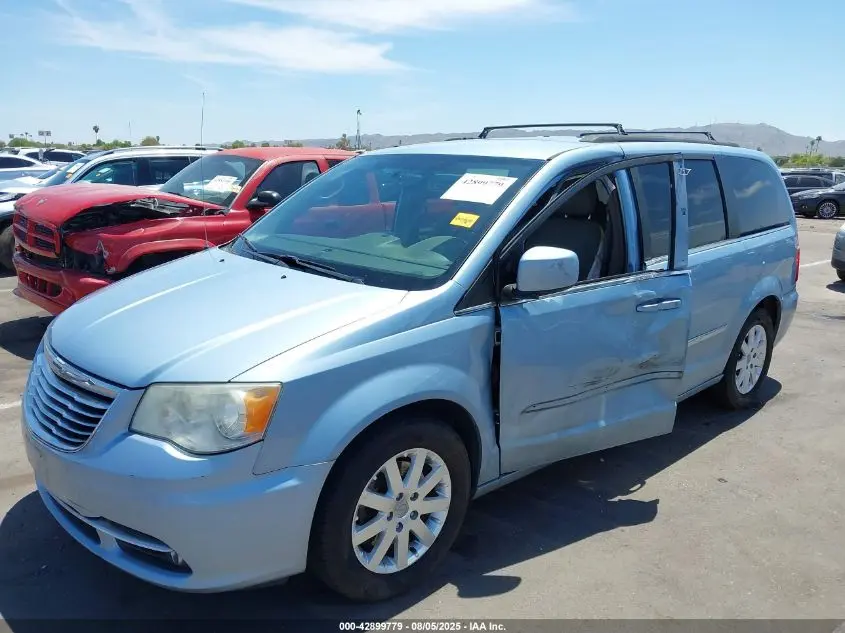 2013 CHRYSLER TOWN & COUNTRY TOURING