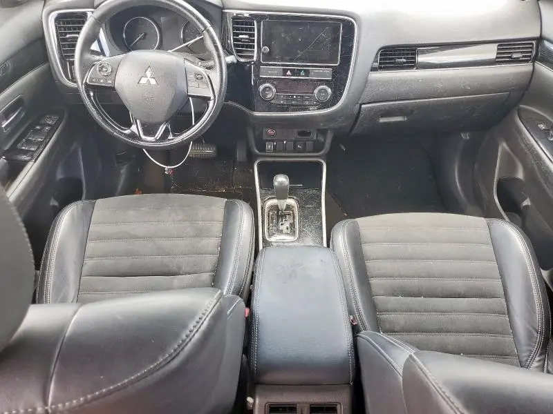 2019 MITSUBISHI OUTLANDER SE  