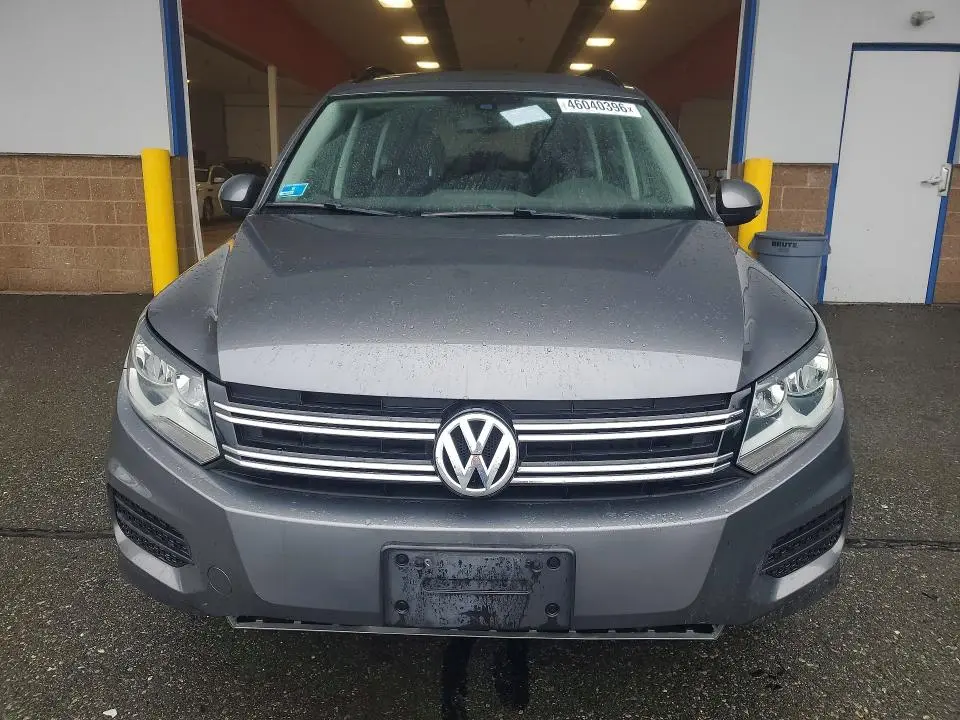 2017 VOLKSWAGEN TIGUAN S  
