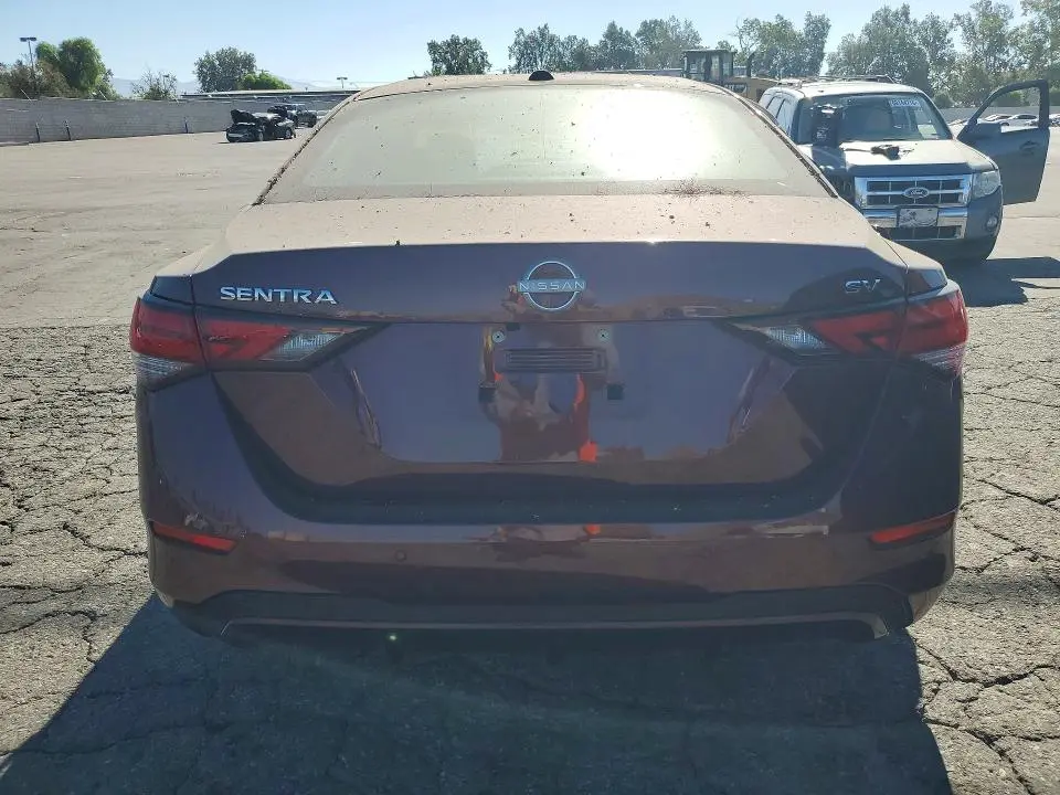 2024 NISSAN SENTRA SV  