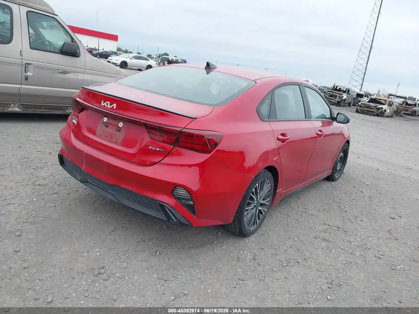 2024 KIA FORTE GT-LINE