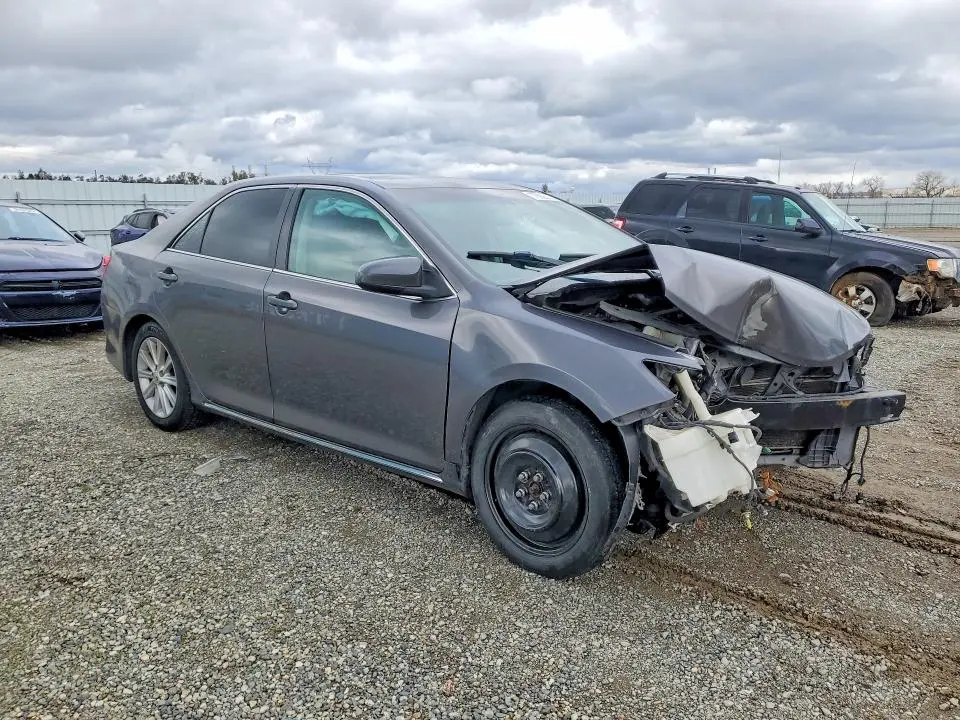 2013 TOYOTA CAMRY HYBRID  