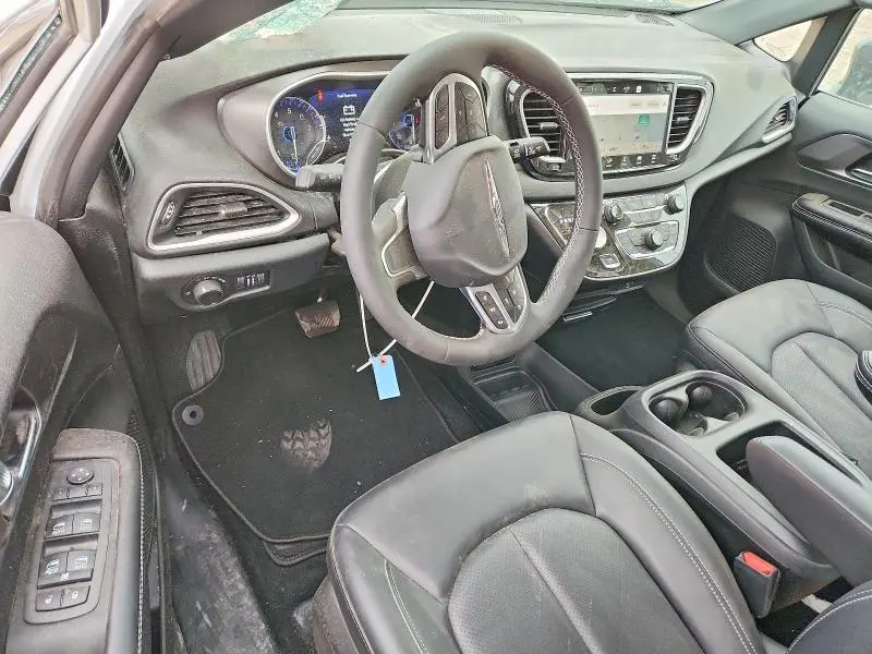 2026 CHRYSLER VOYAGER LX  
