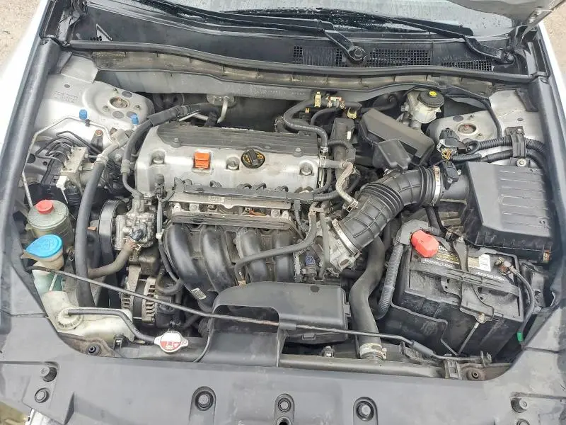 2011 HONDA ACCORD SE  