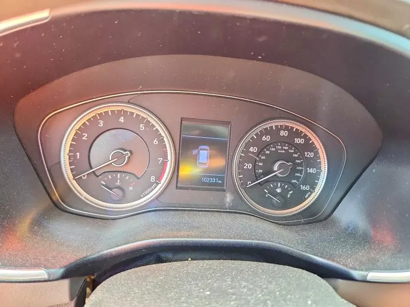 2019 HYUNDAI SANTA FE SE  