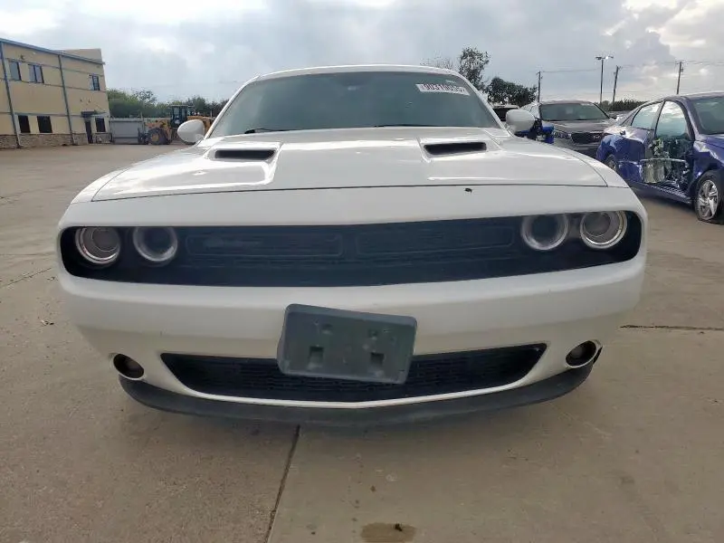 2021 DODGE CHALLENGER SXT  