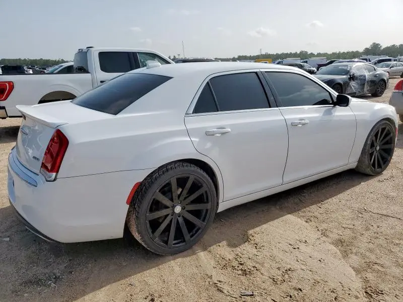 2017 CHRYSLER 300 LIMITED  