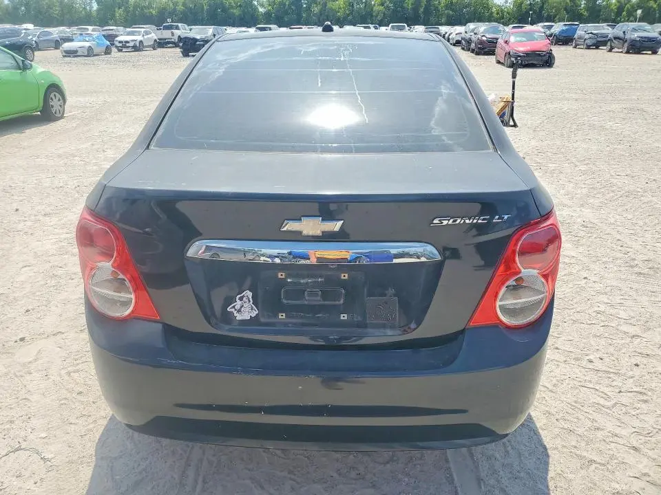 2013 CHEVROLET SONIC LT  