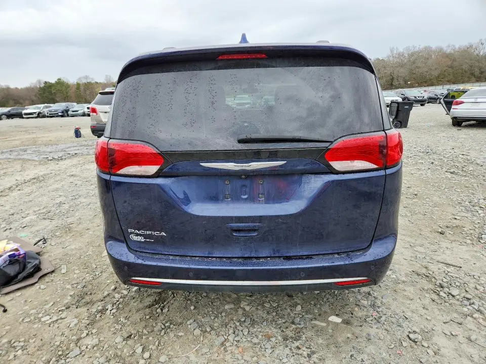 2017 CHRYSLER PACIFICA TOURING L PLUS  