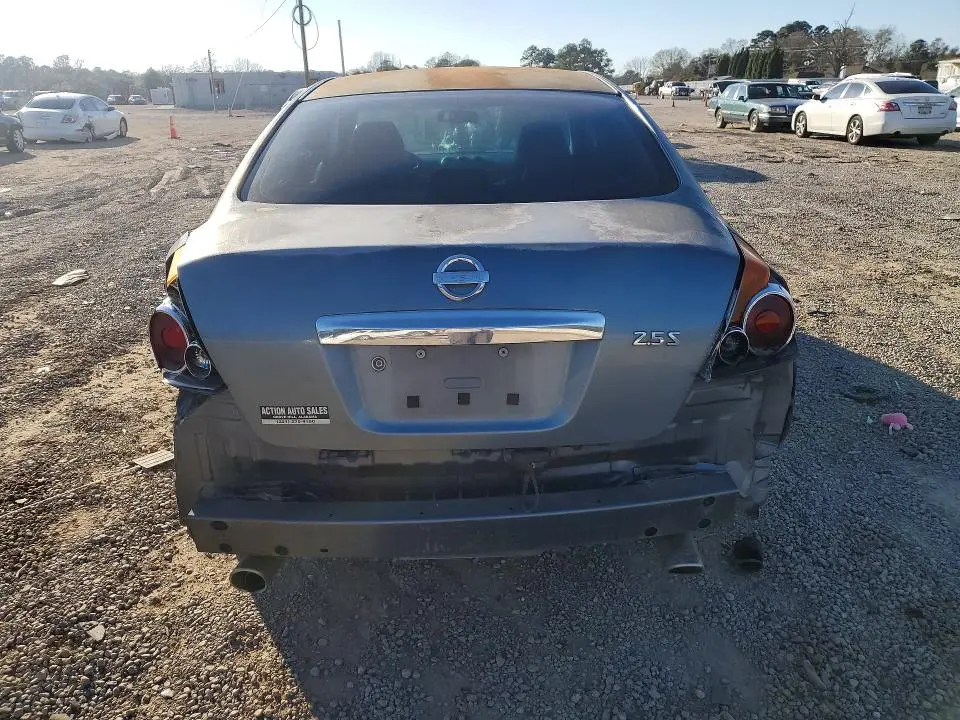 2010 NISSAN ALTIMA BASE  