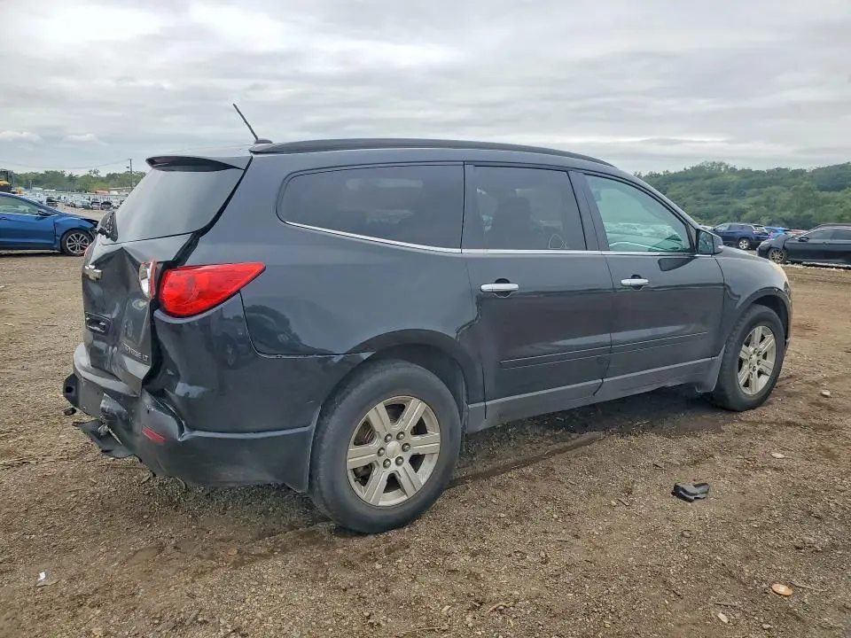 2011 CHEVROLET TRAVERSE LT  