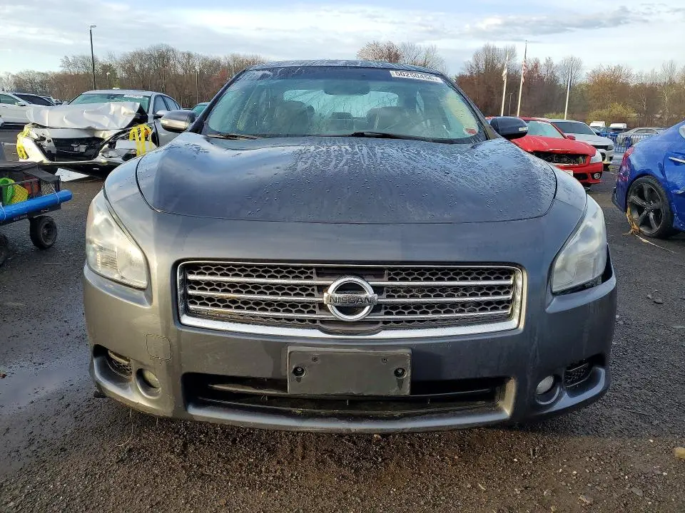 2010 NISSAN MAXIMA 3.5 S  