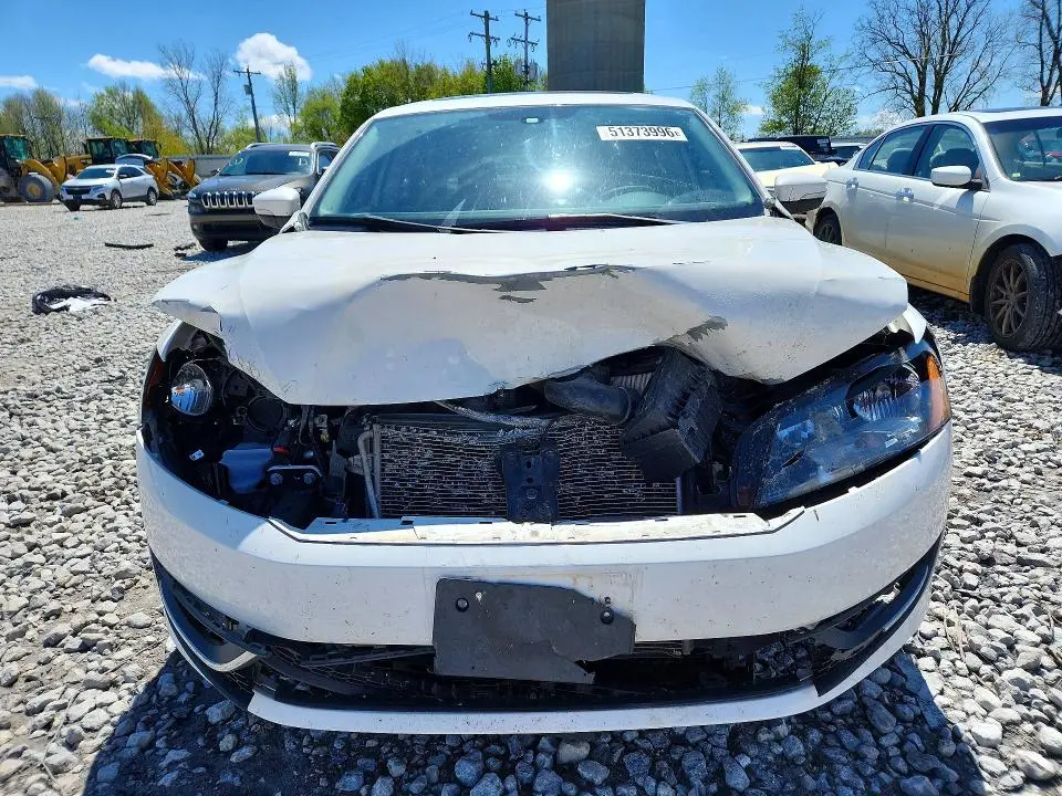 2014 VOLKSWAGEN PASSAT SE  